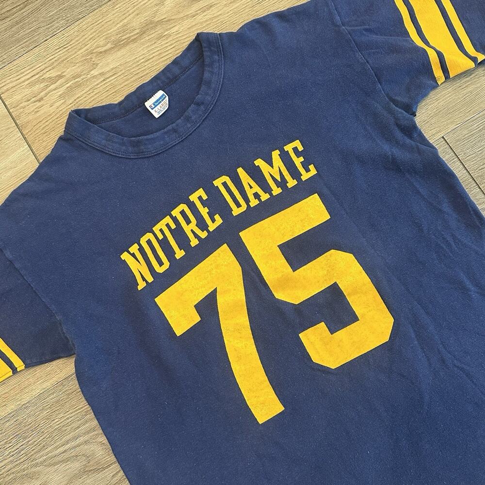 Vintage 70s Champion Notre Dame Fighting Irish #75 NCAA Football TShirt XL - Picture 1 of 9